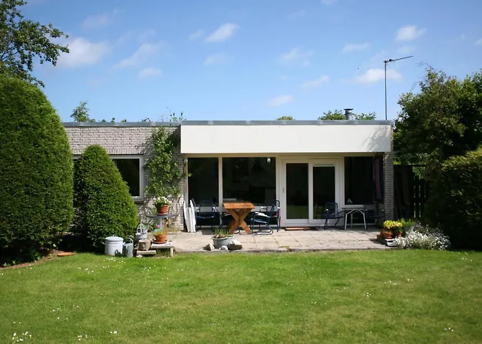 In Mit Moeblierter Terrasse By Interhome 펜션 덴버크