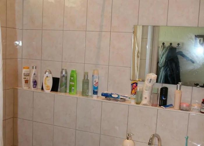 펜션 In Mit Moeblierter Terrasse By Interhome *